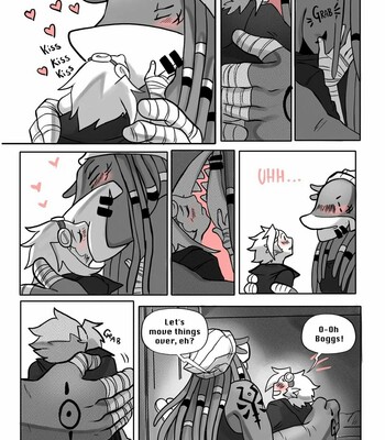 Kiss for a Bounty 003